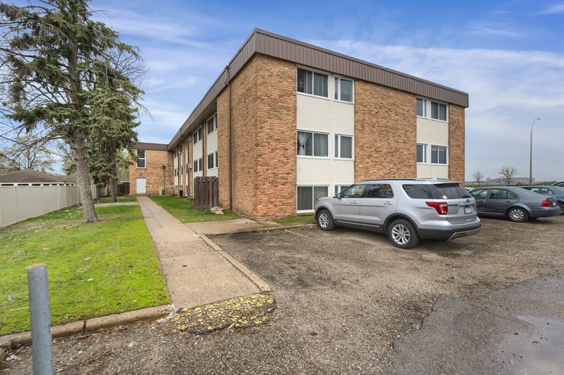 7444 Cedar Ave S, Richfield, MN 55423