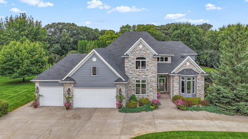2607 Regal Rd, Saint Cloud, MN 56301