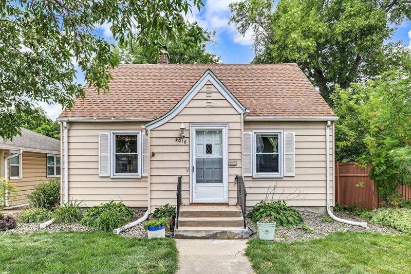 4018 Monroe St NE, Columbia Heights, MN 55421