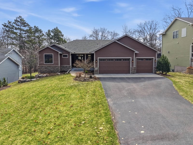 1978 Thom Dr, Arden Hills, MN 55112