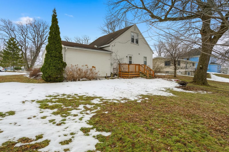 110 S 3rd St, Kiester, MN 56051