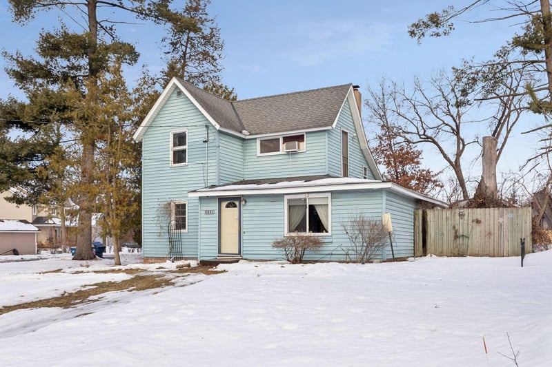2559 2nd St, White Bear Twp, MN 55110