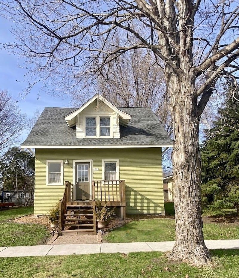 405 W Baker St, Arlington, MN 55307