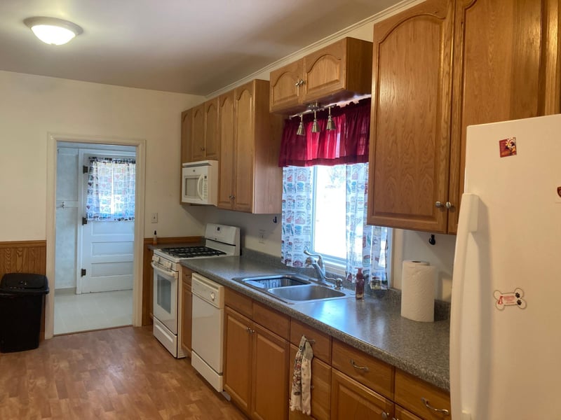 620 3rd St, Hawley, MN 56549