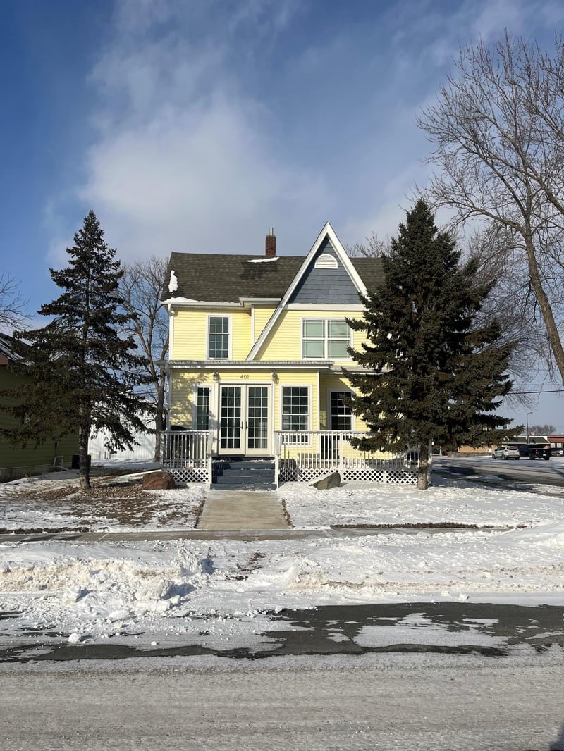 401 W Adams St, Arlington, MN 55307