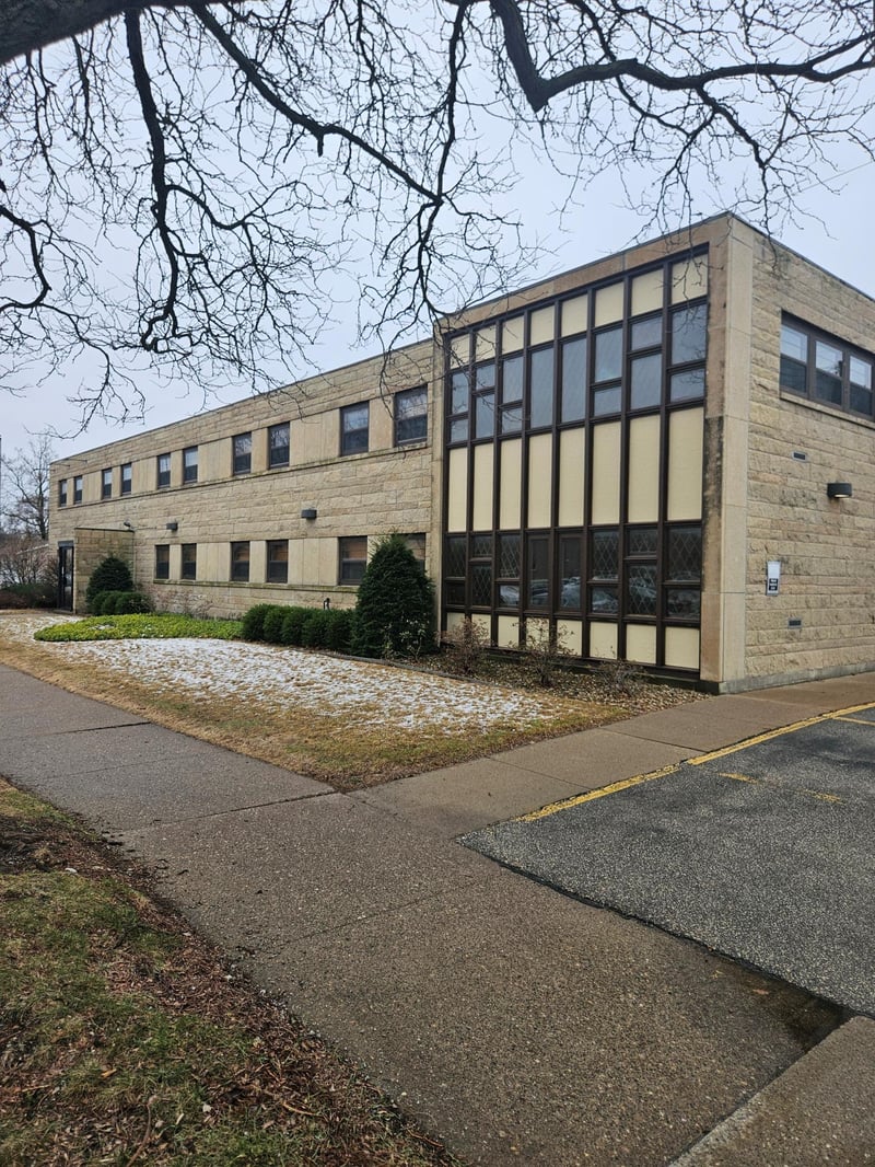 176 W 8th St & 402 Center St, Winona, MN 55987