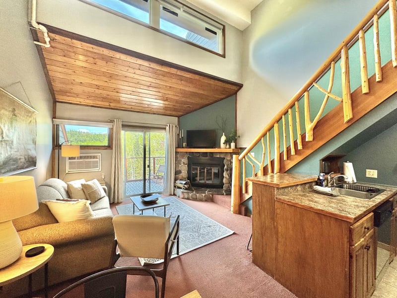 113 Bridge Run Ln #A, Tofte, MN 55615