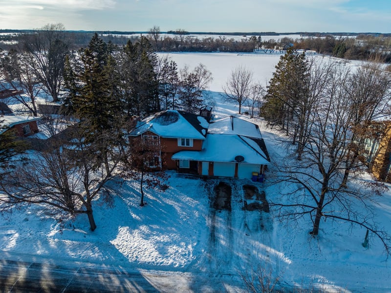 905 Marshall Ave, Henning, MN 56551