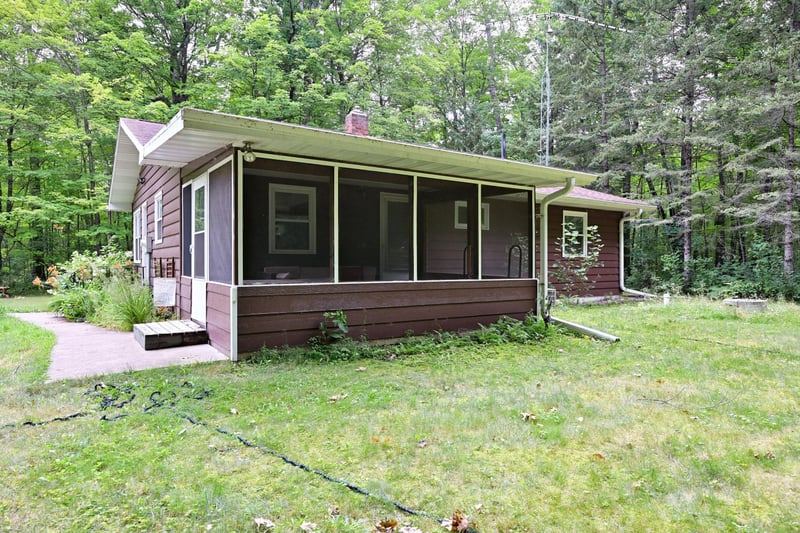 6880 N Koudelka Ave, Stone Lake, WI 54876