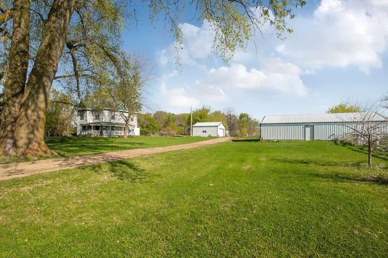 2840 30th St NE, Buffalo, MN 55313