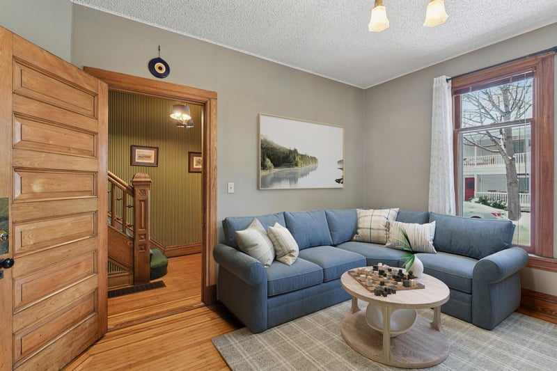 108 E 25th St, Minneapolis, MN 55404