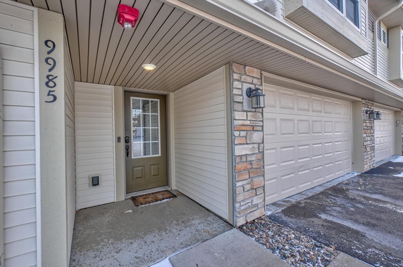 9985 5th Street Ln N, Lake Elmo, MN 55042