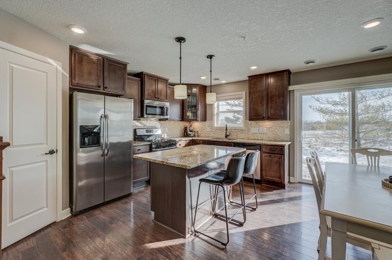 9985 5th Street Ln N, Lake Elmo, MN 55042