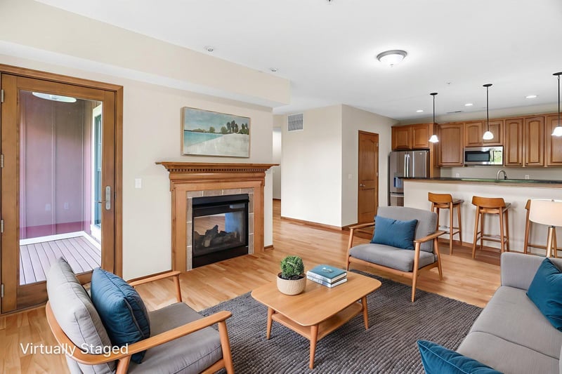 4100 Spring St #211, Spring Park, MN 55384