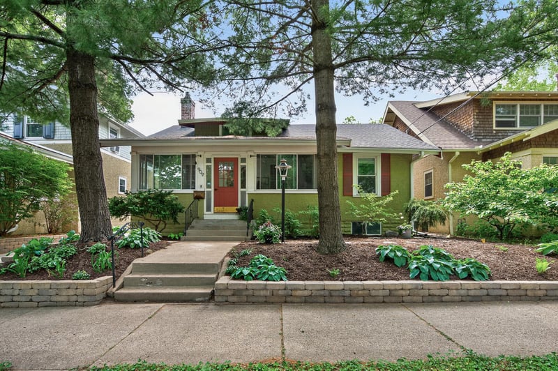 909 W 44th St, Minneapolis, MN 55409