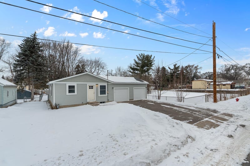 1621 4th Ave, Newport, MN 55055