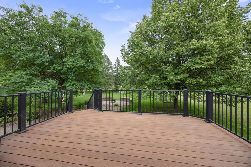 316 Lake Ave N, Silver Lake, MN 55381