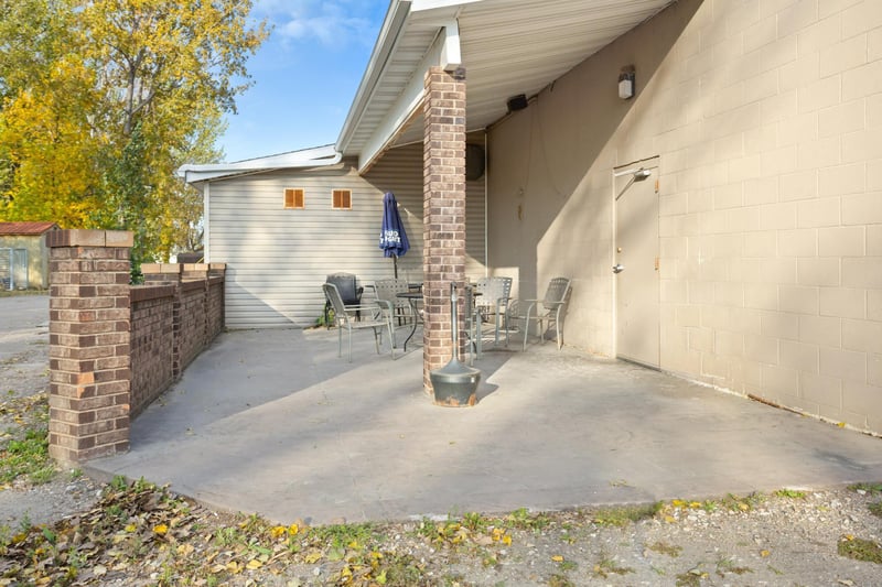 205 1st St SW, Glyndon, MN 56547