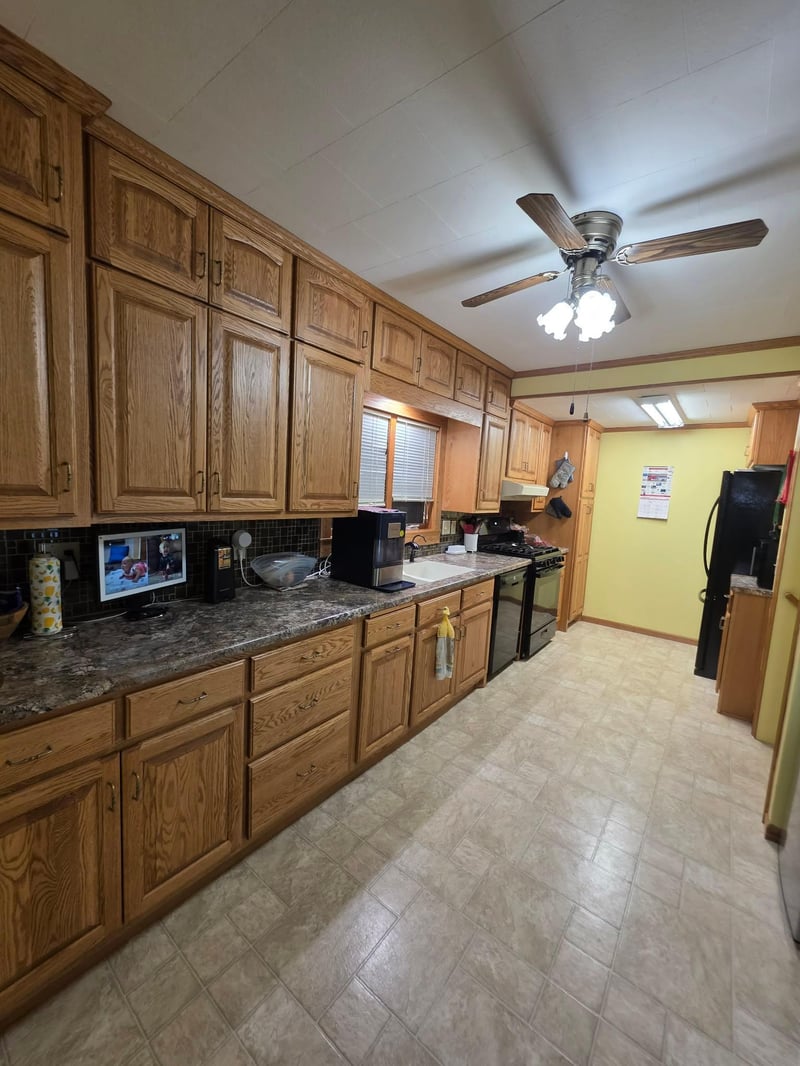 107 College Ave N, Fulda, MN 56131