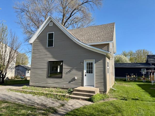 515 E Spring St, Redwood Falls, MN 56283