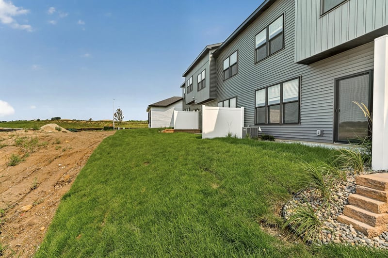 2714 Bentgrass Rd NW, Rochester, MN 55901