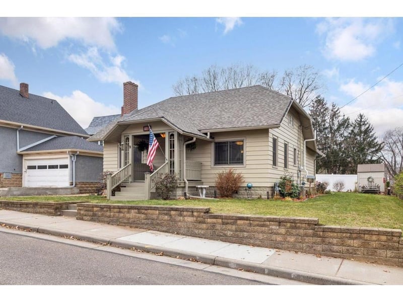 716 Roderick St, Eau Claire, WI 54701