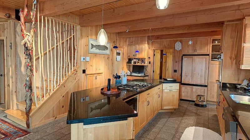 8442 Hwy 24, Cook, MN 55723