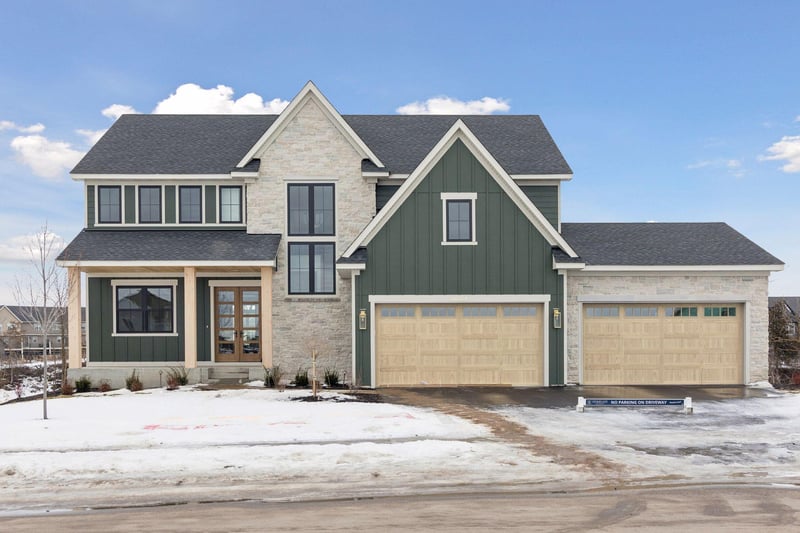10324 Peony Ln N, Maple Grove, MN 55311