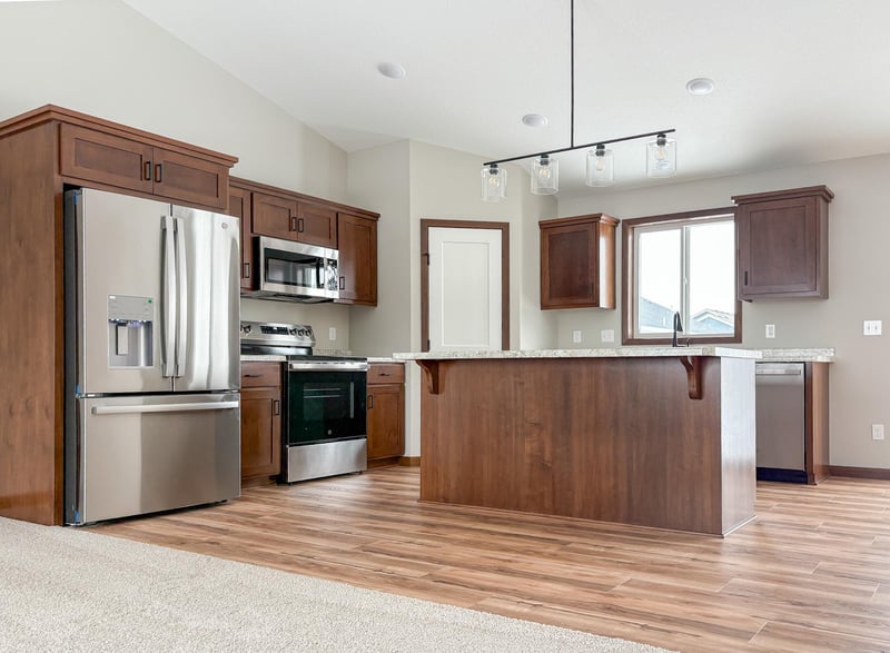 15588 100th Ave, Milaca, MN 56353