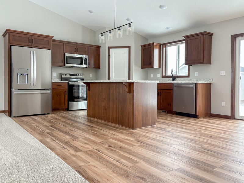 15588 100th Ave, Milaca, MN 56353