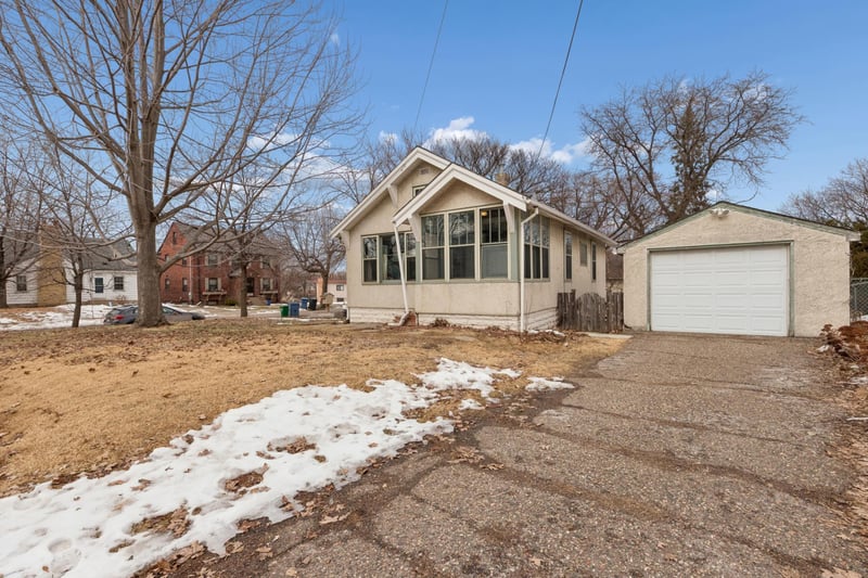 5925 Clinton Ave, Minneapolis, MN 55419