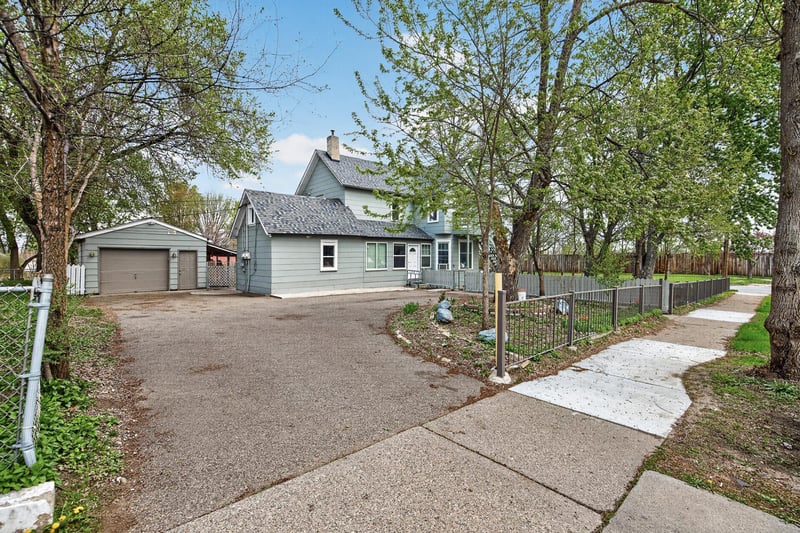 3905 6th St N, Minneapolis, MN 55412