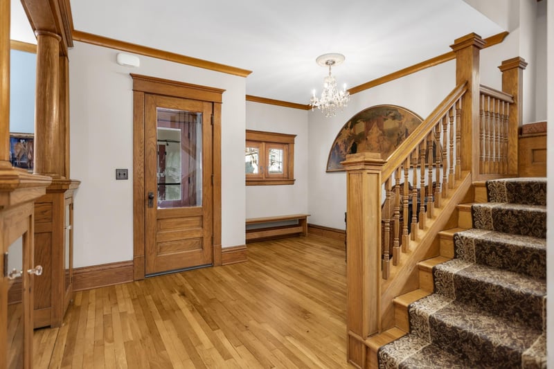 3233 Irving Ave S, Minneapolis, MN 55408