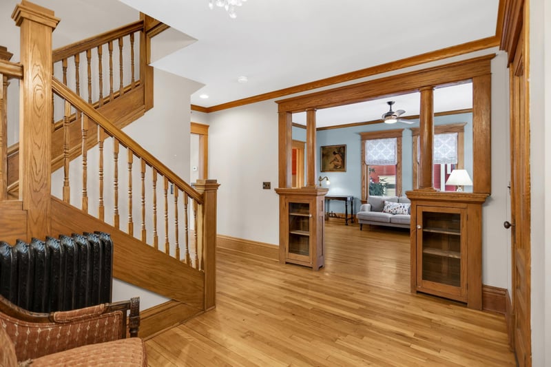 3233 Irving Ave S, Minneapolis, MN 55408