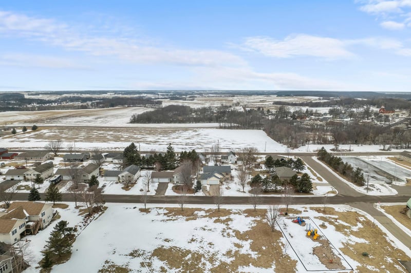 23511 Belmont St, Hampton, MN 55031