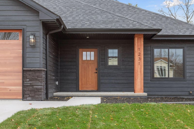 1270 Bellflower Ln, Owatonna, MN 55060