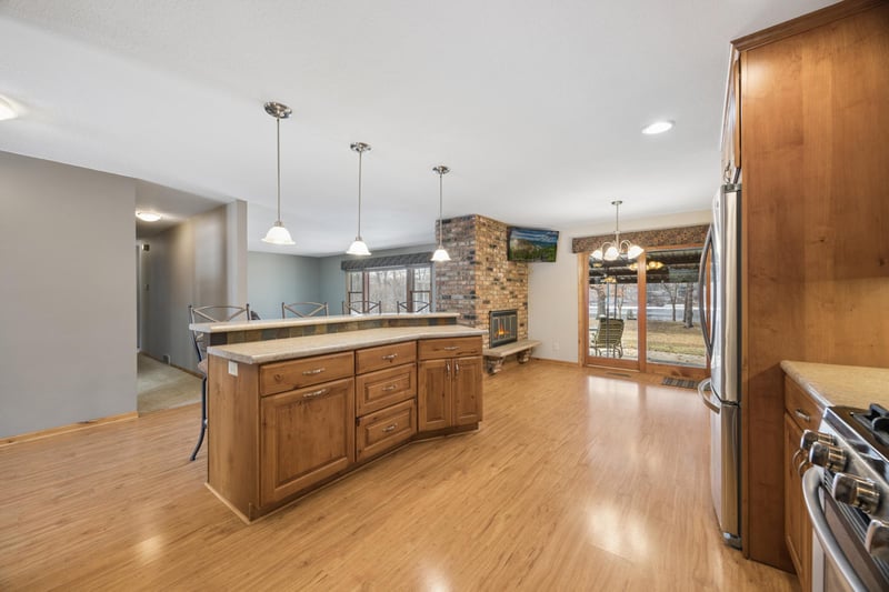 8456 Mississippi Blvd NW, Coon Rapids, MN 55433