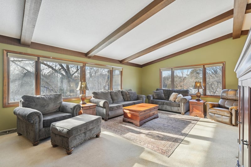 1632 Rivercrest Rd N, Lakeland, MN 55043