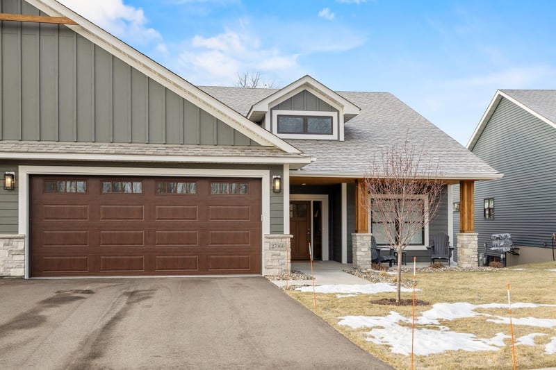 27140 Petes Hill Trl, Elko New Market, MN 55020