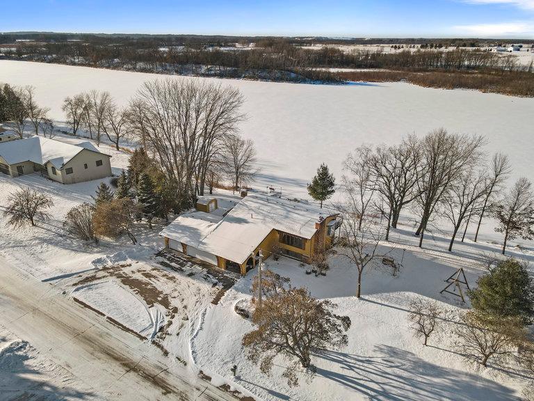20096 Ann River Dr, Mora, MN 55051