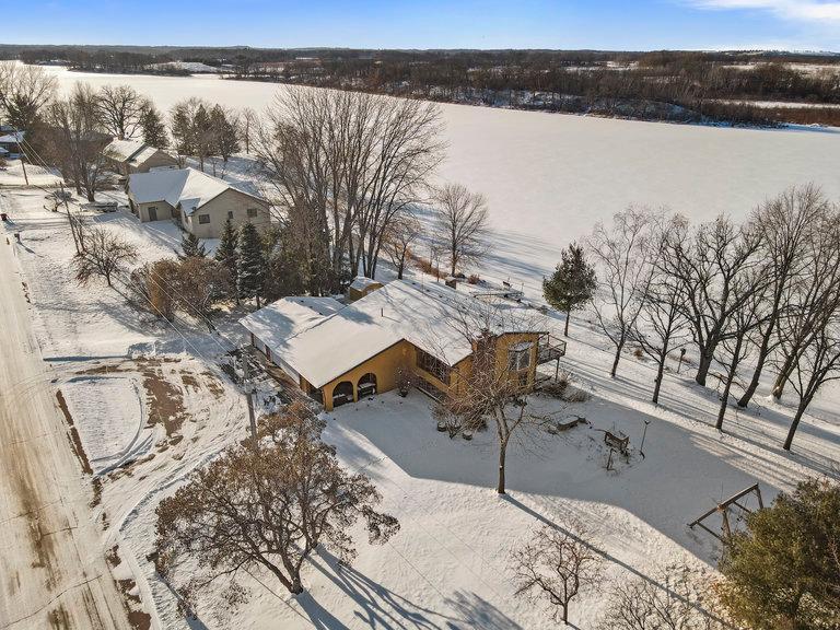20096 Ann River Dr, Mora, MN 55051