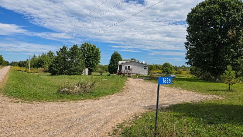 1686 Delta St, Ogilvie, MN 56358