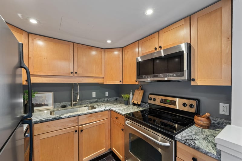 20 2nd St NE #P805, Minneapolis, MN 55413