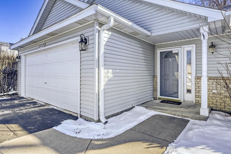 23712 Belle Ct, Hampton, MN 55031