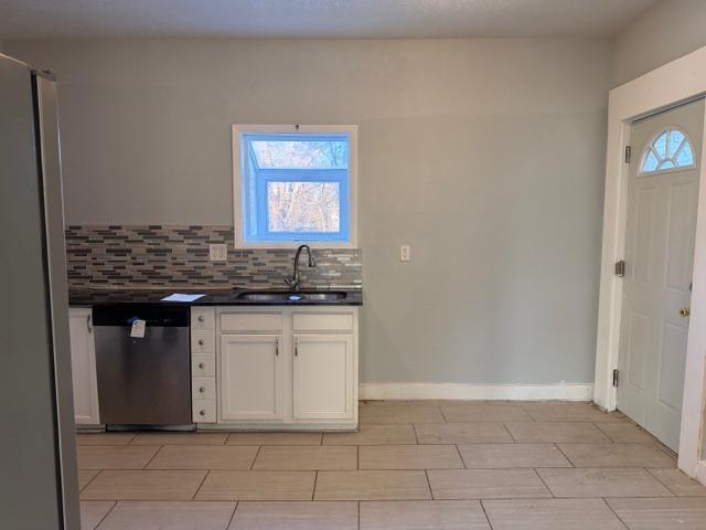 468 Bellows St, Saint Paul, MN 55107