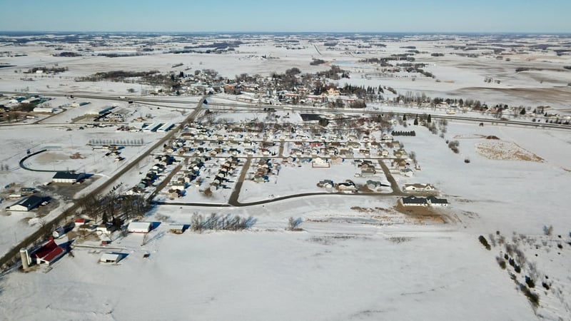 212 E 11th St SE, Freeport, MN 56336