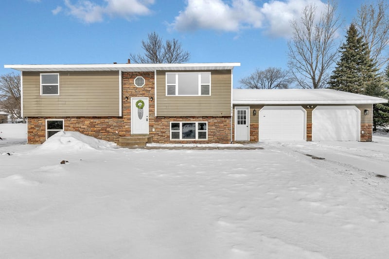 503 1st St SE, Saint Stephen, MN 56375
