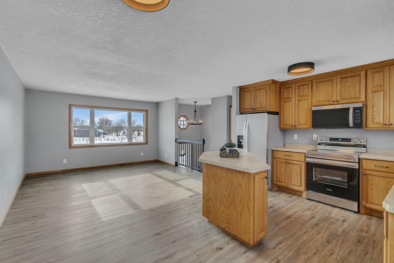 503 1st St SE, Saint Stephen, MN 56375