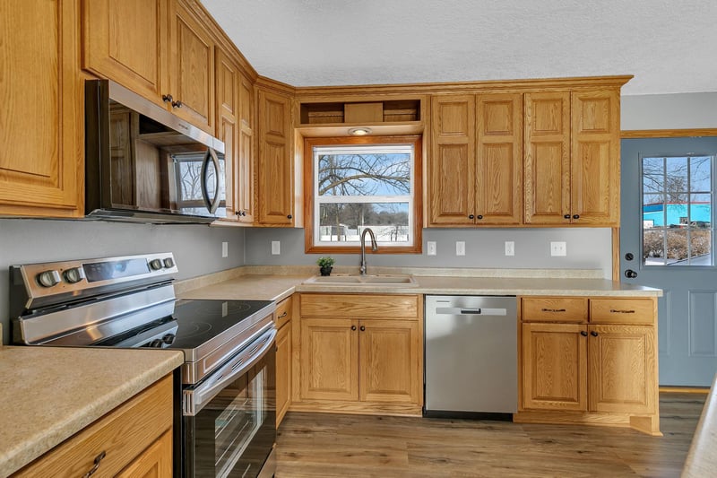 503 1st St SE, Saint Stephen, MN 56375