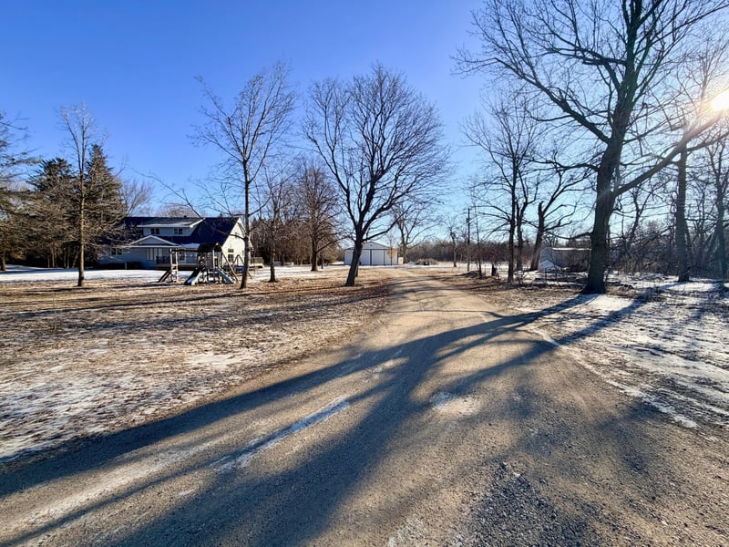 28308 Oliver Ave, Worthington, MN 56187